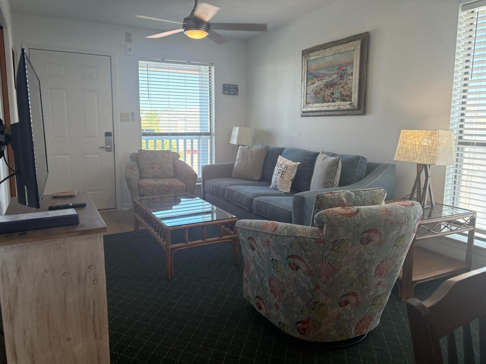 The Cove B 206