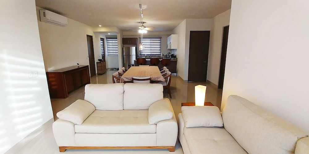 Condo with Hot Tub & Condo view 4