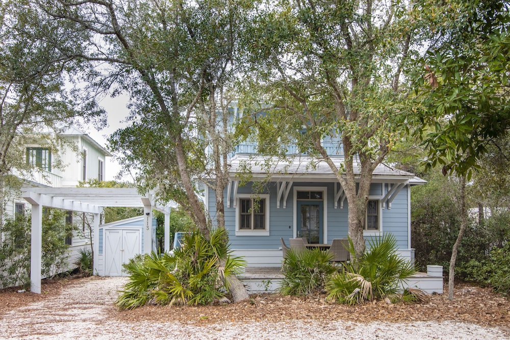 Magnolia Cottages by the Sea by PHG in Panama City Beach, US