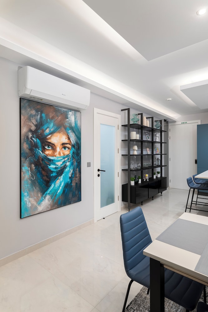 Stylish Cosy 2BR APT near Tigne Point