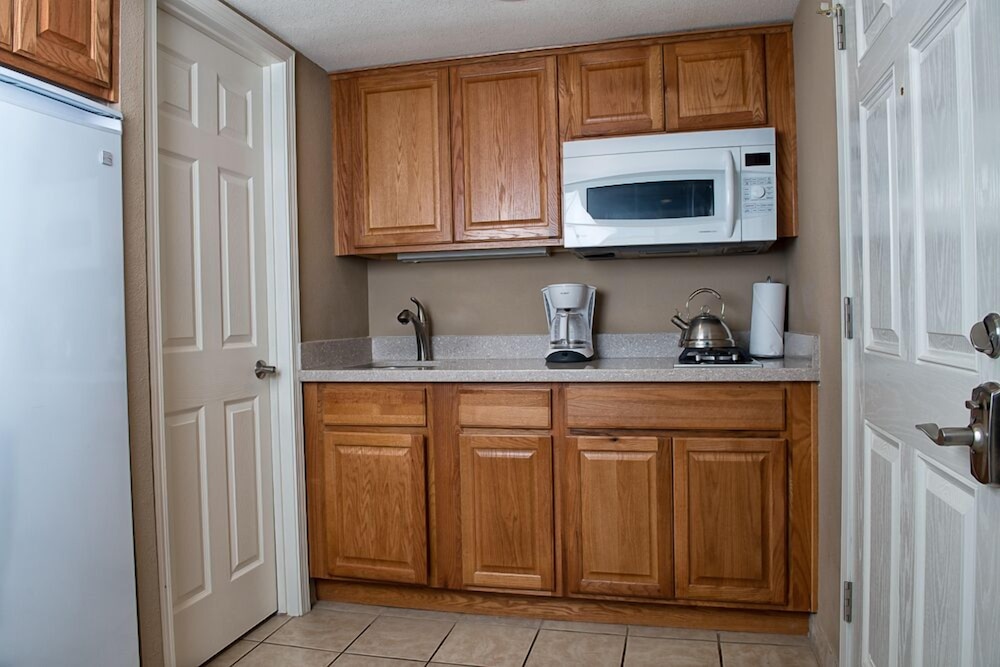 Lake Tahoe Vacations - Beachcomber Inn - Property Image 14