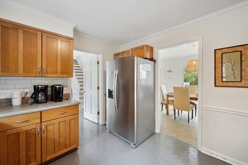 Hellenic Haven 6 Bedroom Home