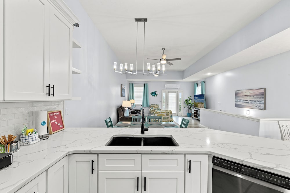 Sago by the Sea: 2-bed, 2.5-bath Retreat Steps From the Beach, Sleeps 7!