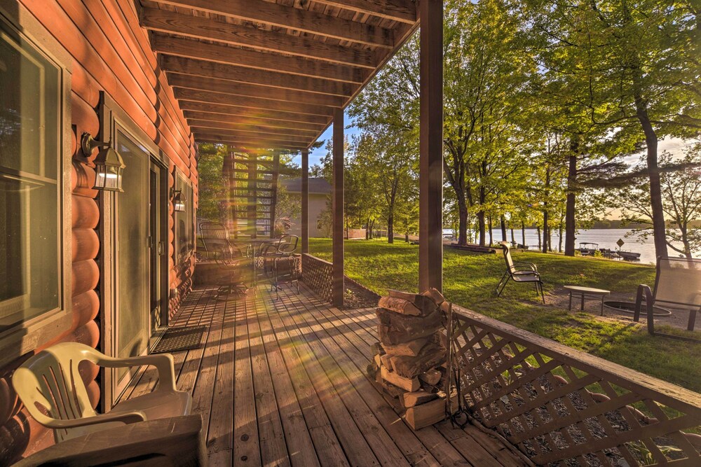 Modern Log Cabin w/ Rec Room, Steps to Lake! view 3