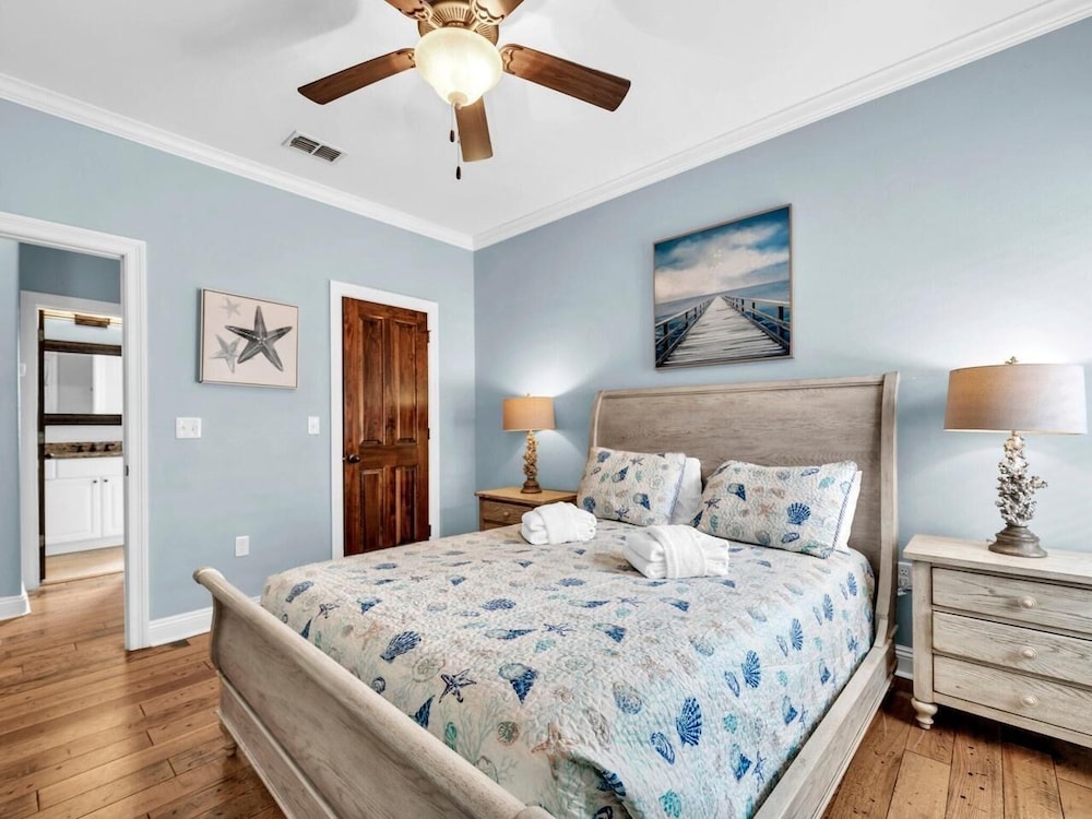 Destin Daydream