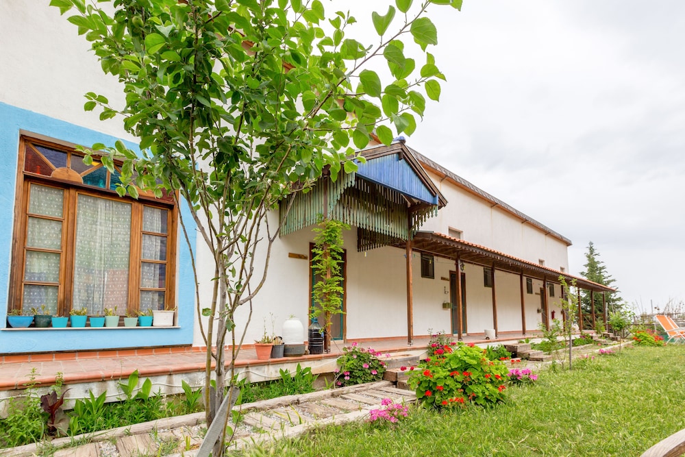 Mavi Keci Otel