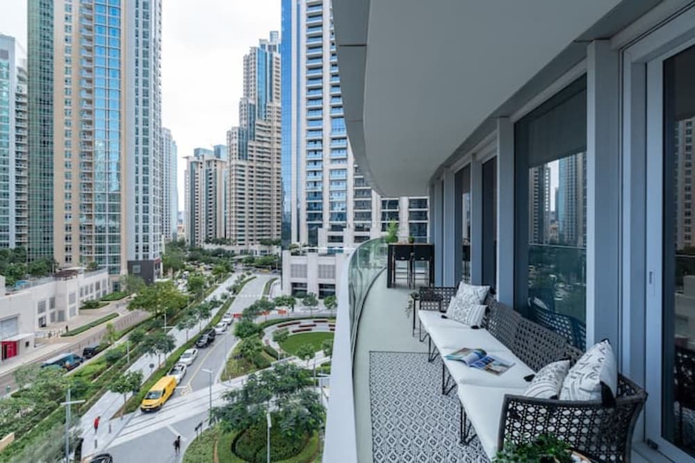 Opera Grand Burj Khalifa & Fountain View