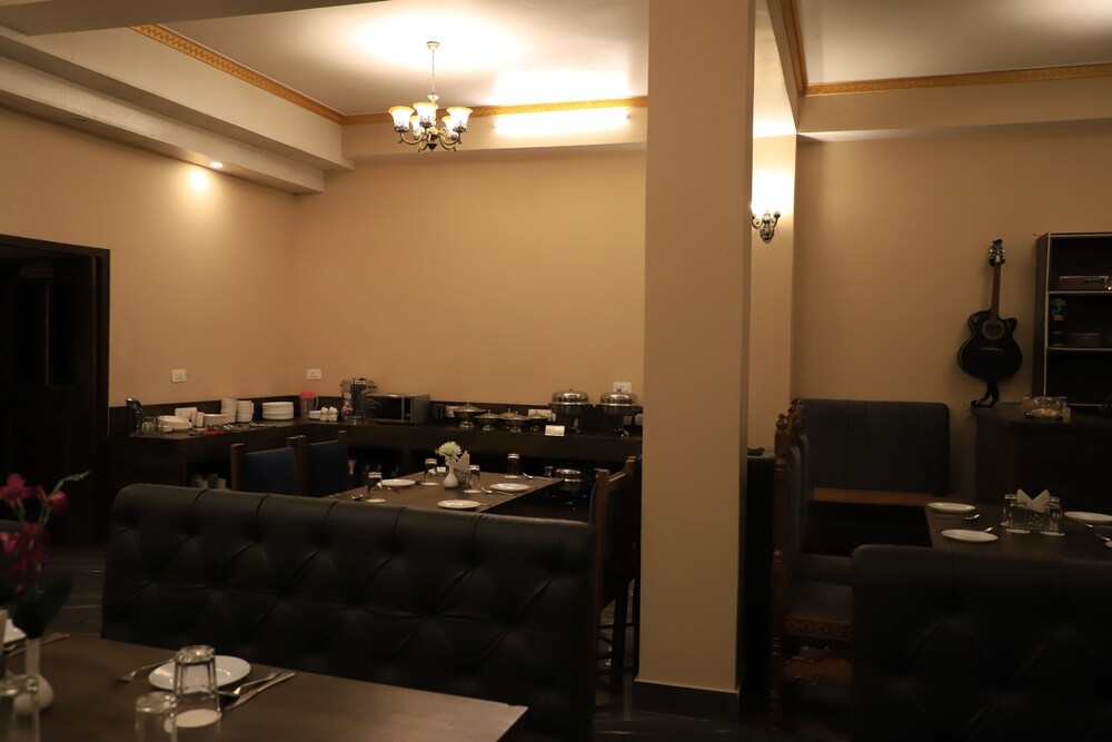 Kunden Fortune Resort Gangtok Near MG Marg