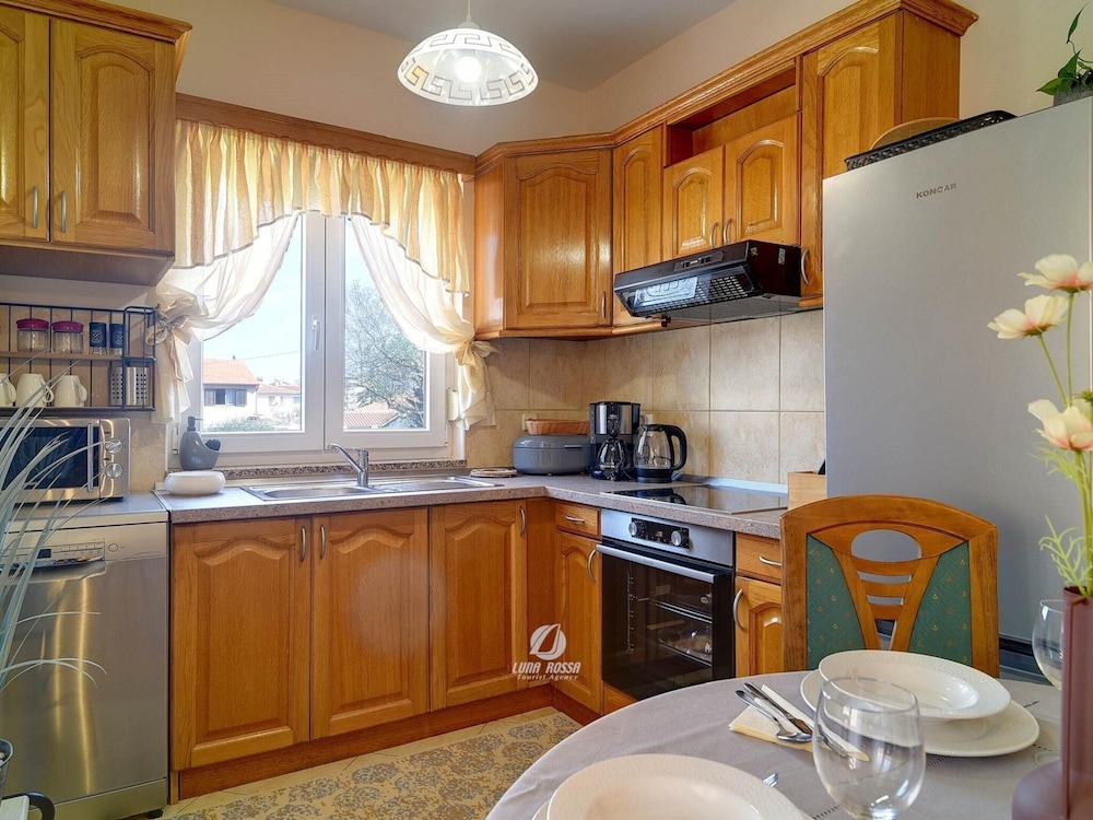 Apartment in Medulin Near Beach