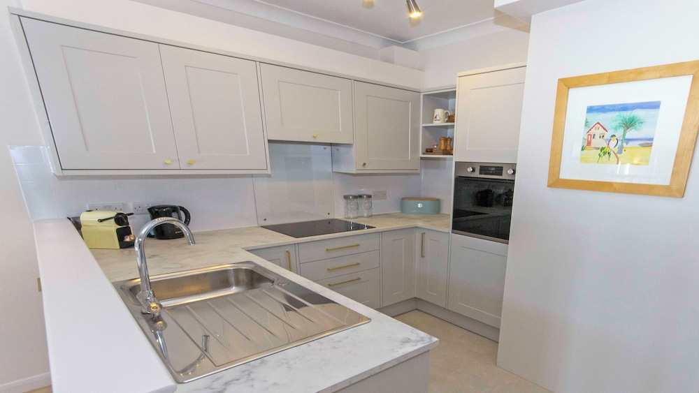 Apt 16, Seaviews, Slps 5 Indoor Heated Pool view 4