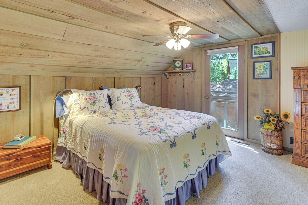 Waterfront Escape on Big Sand Lake w/ Private Dock