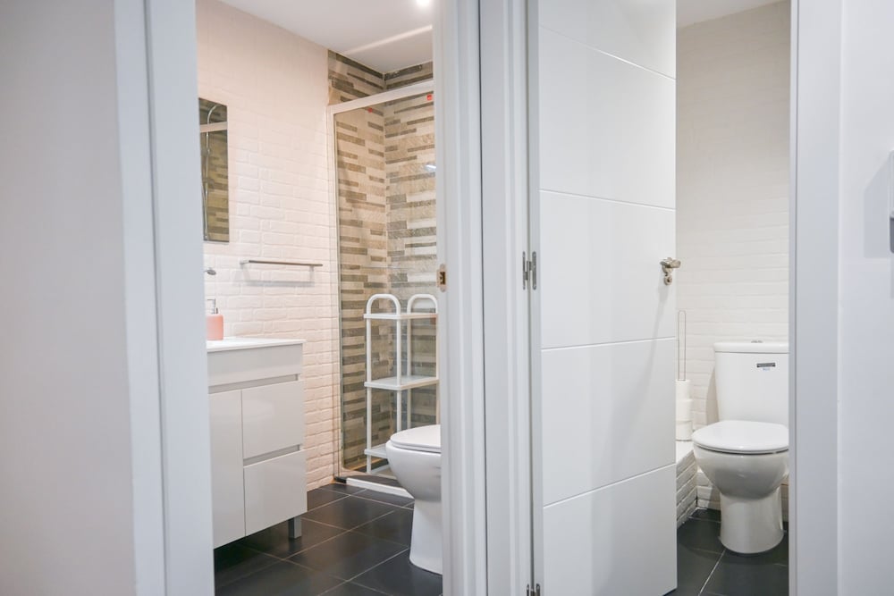 M Sen1692 Amplio Apartamento con Balc n en Calle