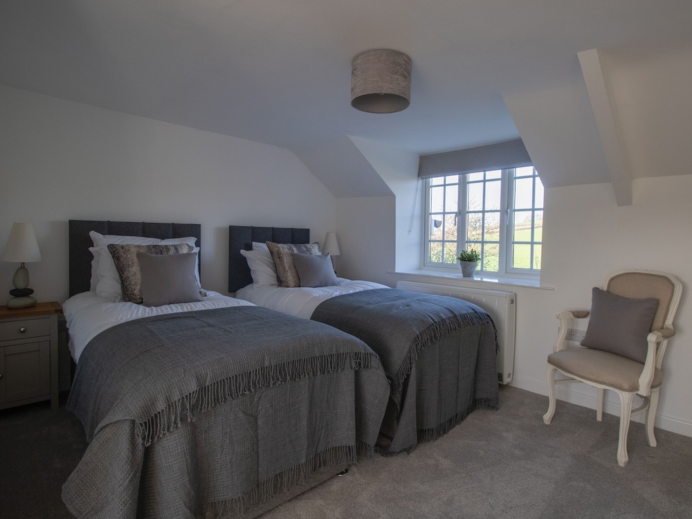 Willowbrook Cottage