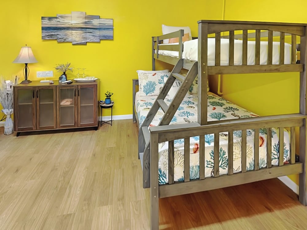 Seawall Celebration Manor by Ryson Vacation Rentals