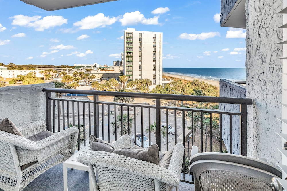 Bluewater Resort 512