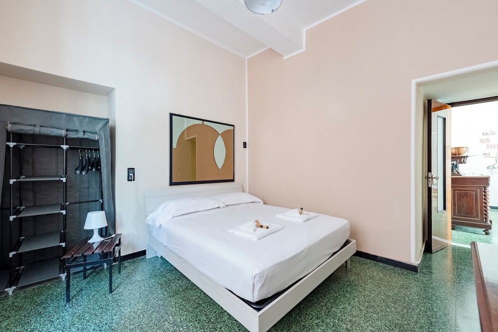 Bright flat near Porto Antico