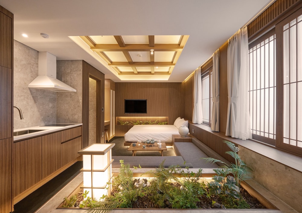 hotel room