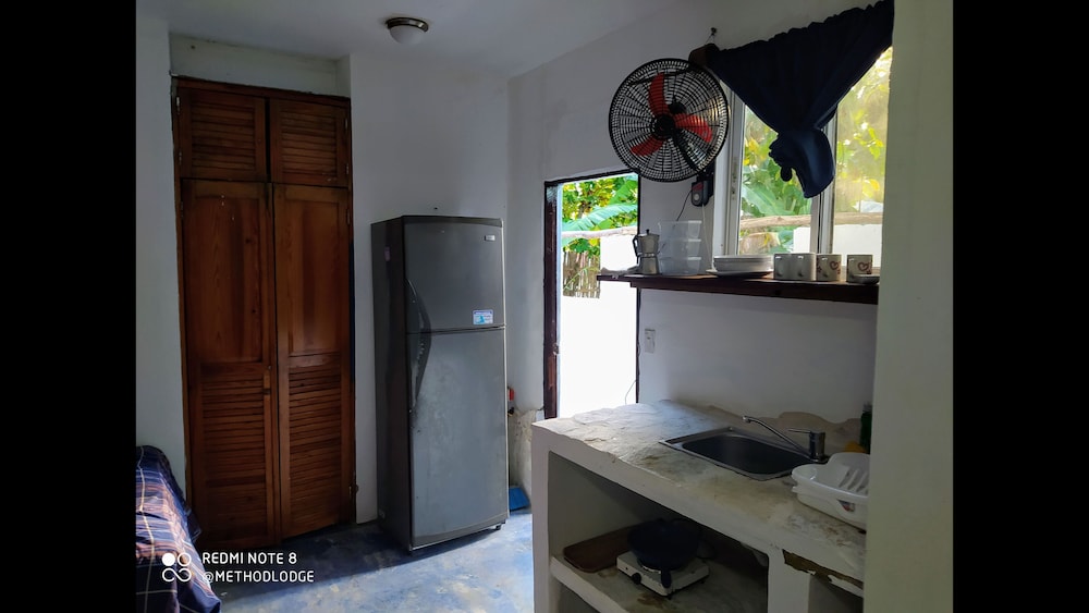 Room-method Living Tropical Edition 5002 view 2