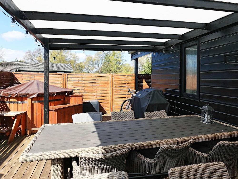 8 Person Holiday Home in Hals-by Traum