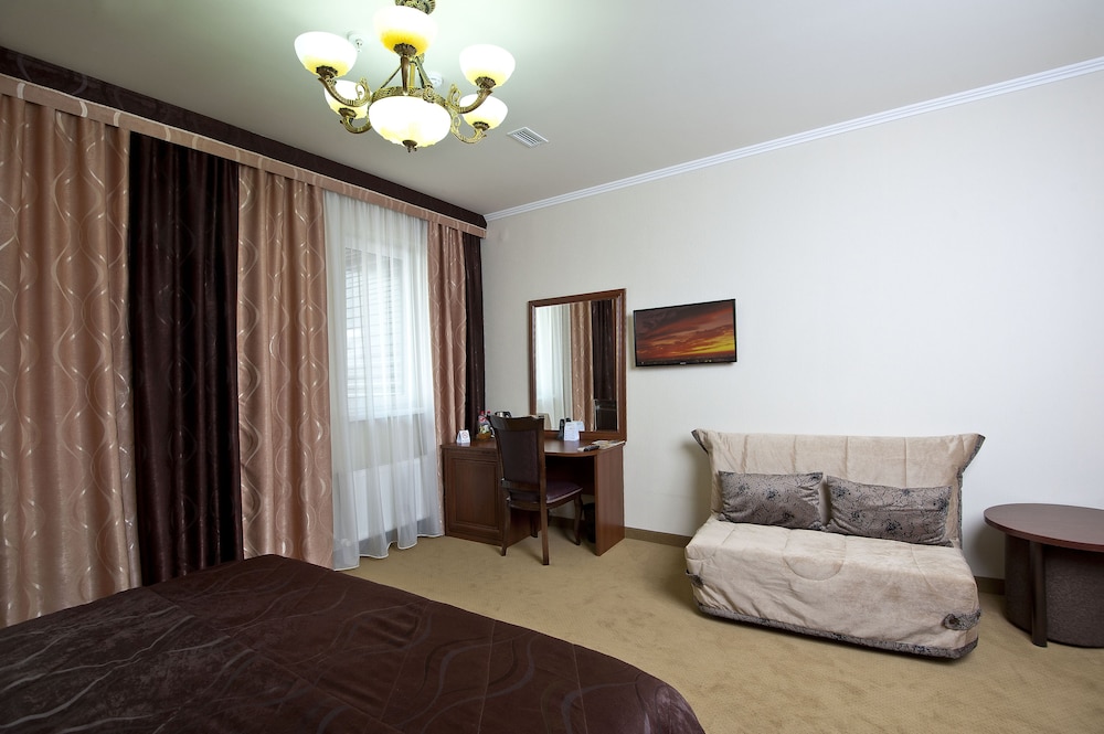 Amici Grand Hotel