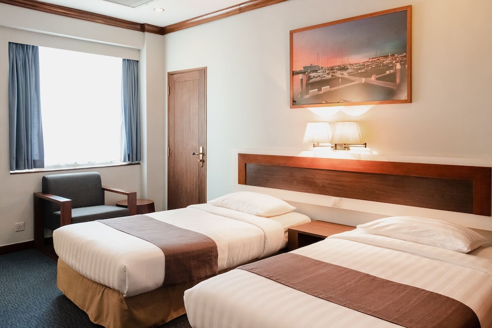 RM Hotel-1