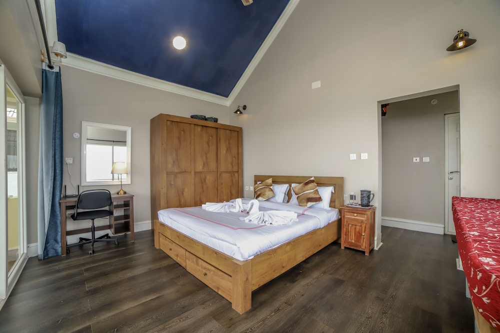 Eagles Wings Abode view 5