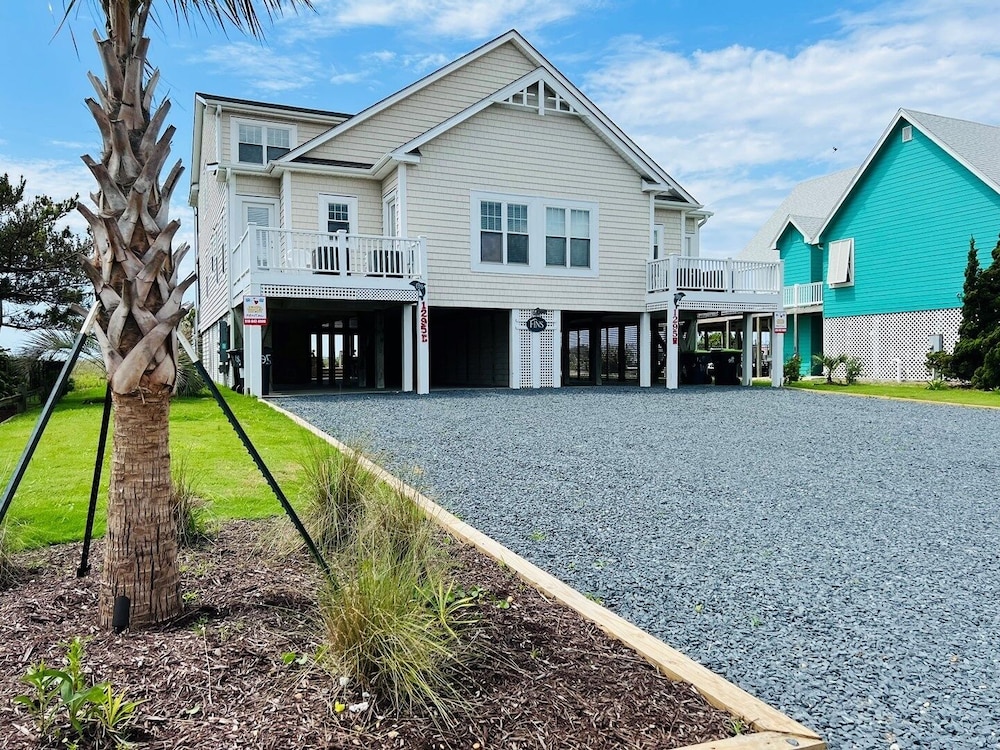 Avalon West- 5 Bedroom Home by RedAwning - Property Image 26