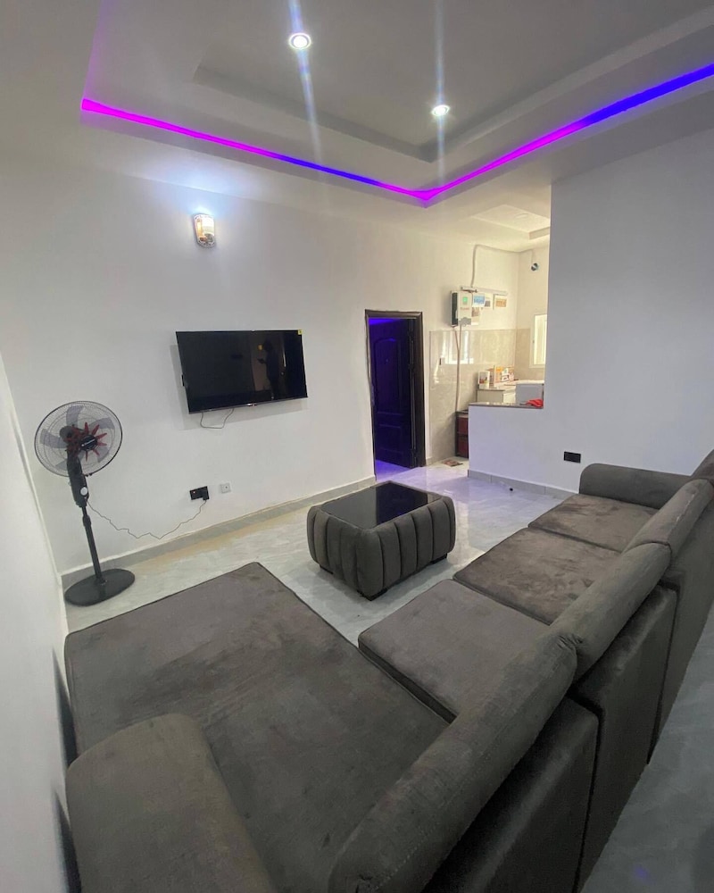 Merryway Apartment