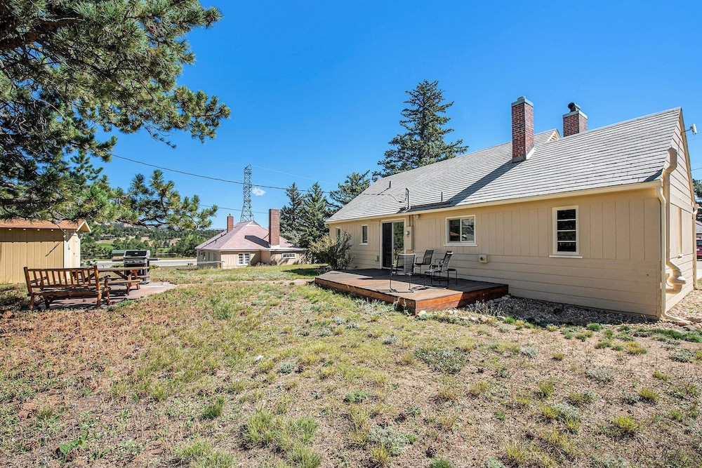 Your Vacation House ---ev#3216 2 Bedroom Home by RedAwning view 5