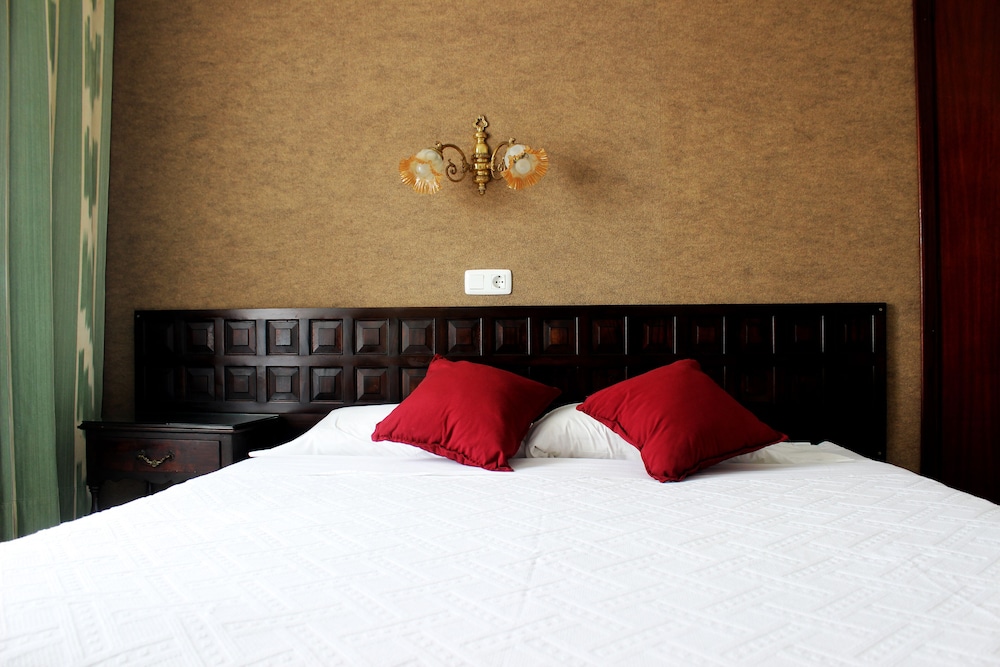 Hostal Ca's Bombu