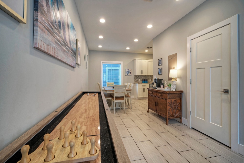Villa La Isla Family Condo With Pool Near Corpus Christi s Best Beaches Dining