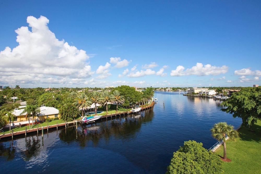Modern & Cozy Condo Near Fort Lauderdale Boat Show view 2
