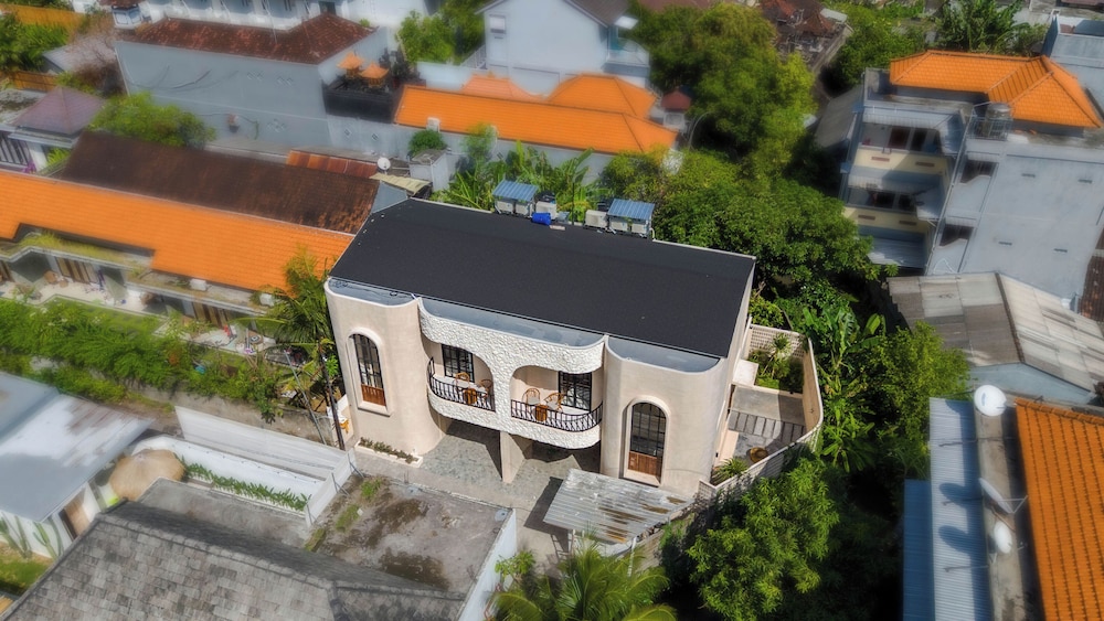 Villa Santa Clara by Pertama Management