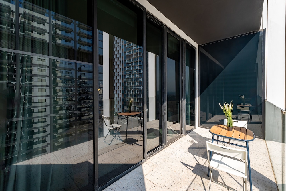 Business Bay Trendy Studio w Pool and Gym