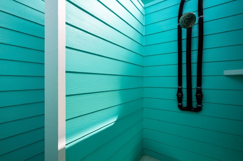 Sea Glass Cottage 2 Bedroom Home by RedAwning view 3
