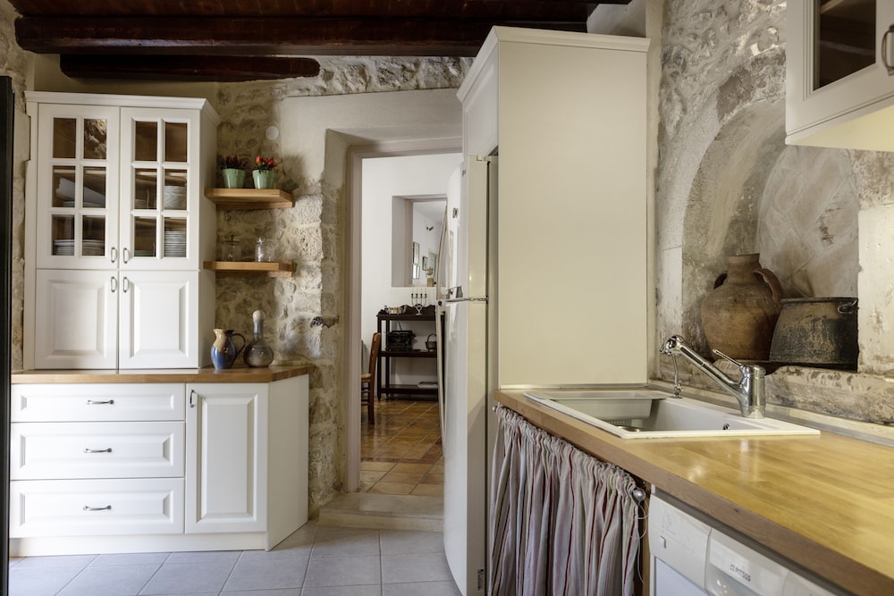 Villa Helidona With Private Pool