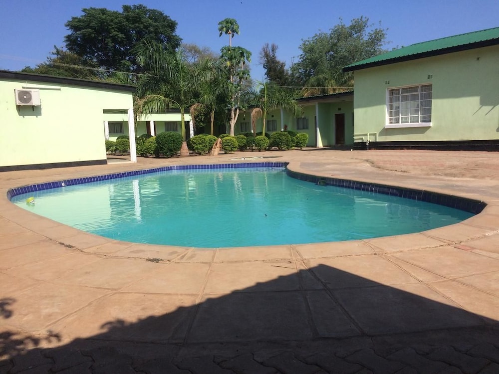 Richland Lodge Motel