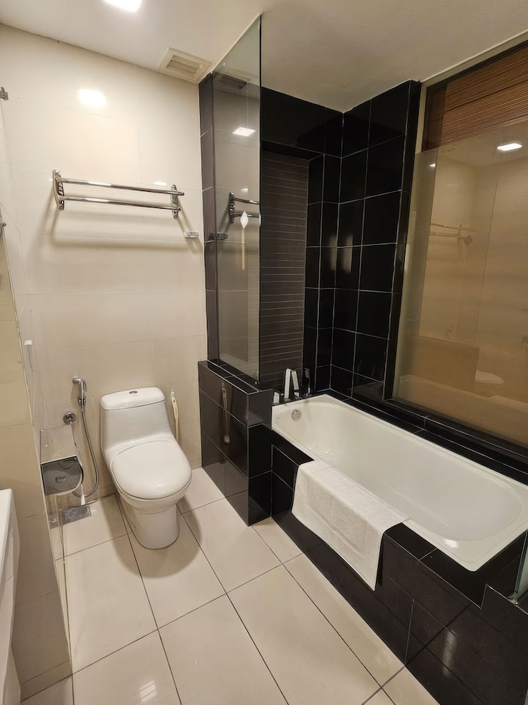 Dua Sentral Residential Apartments Tower