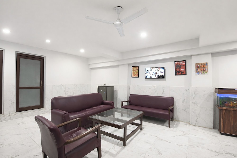 Fabhotel Anmol Residency