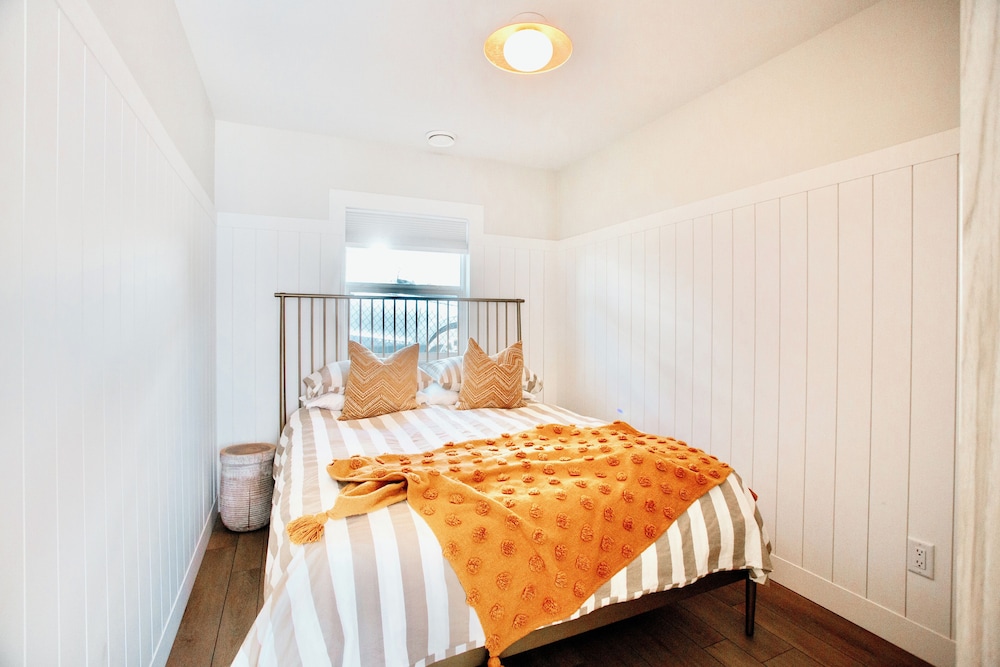Peachland Beach Resort