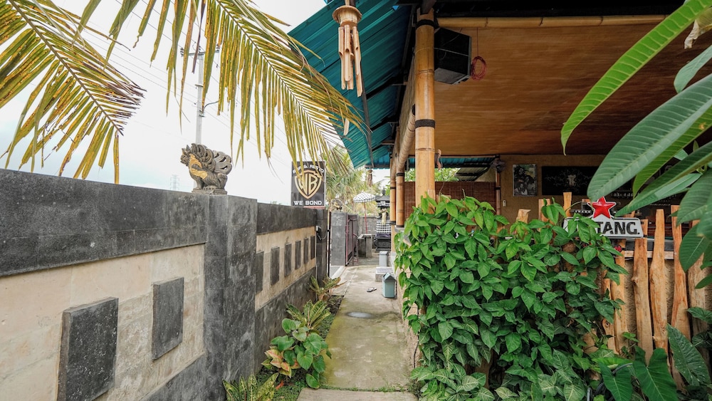 Mona Bali Guest House