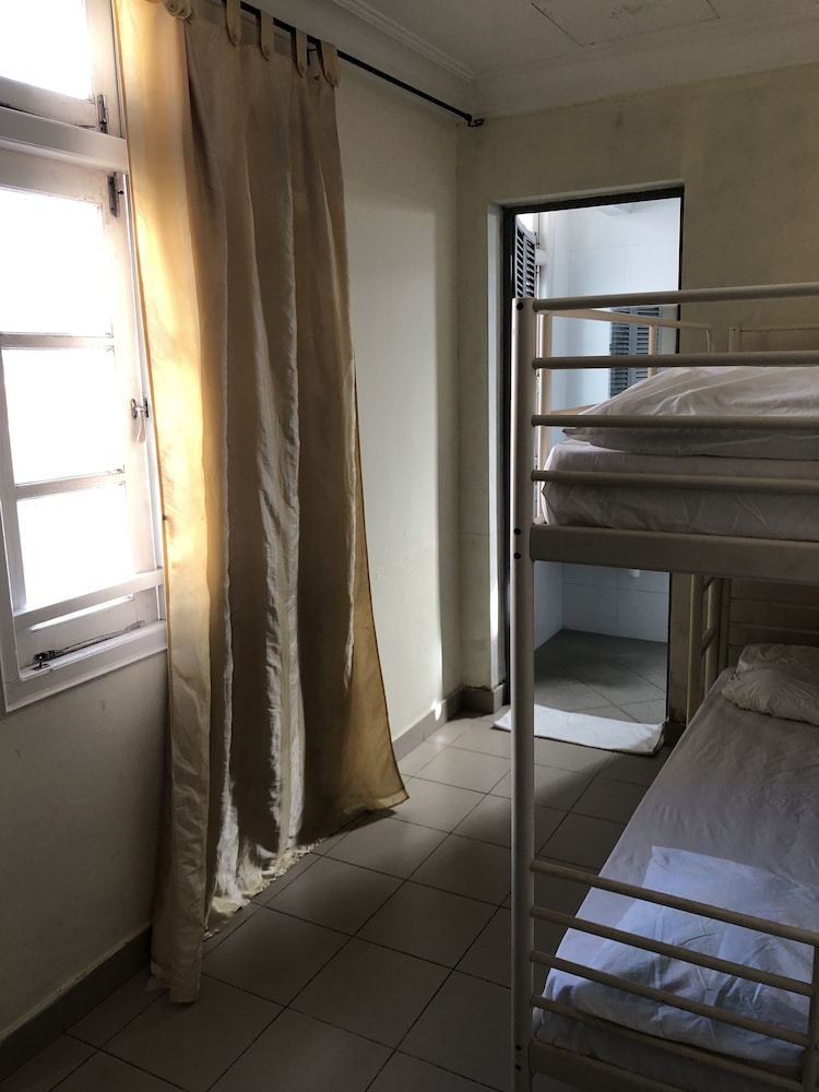 Snooze Inn Dickson Road - Hostel