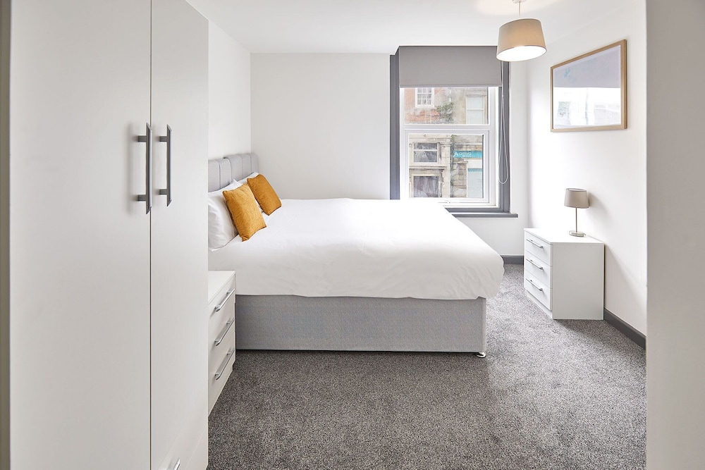 Host Stay Apartment 2 Clarendon view 5