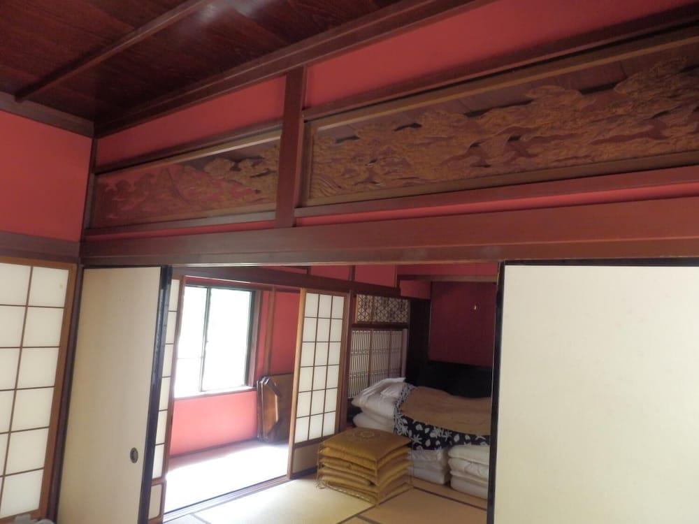 Yuwaku Guesthouse - Hostel