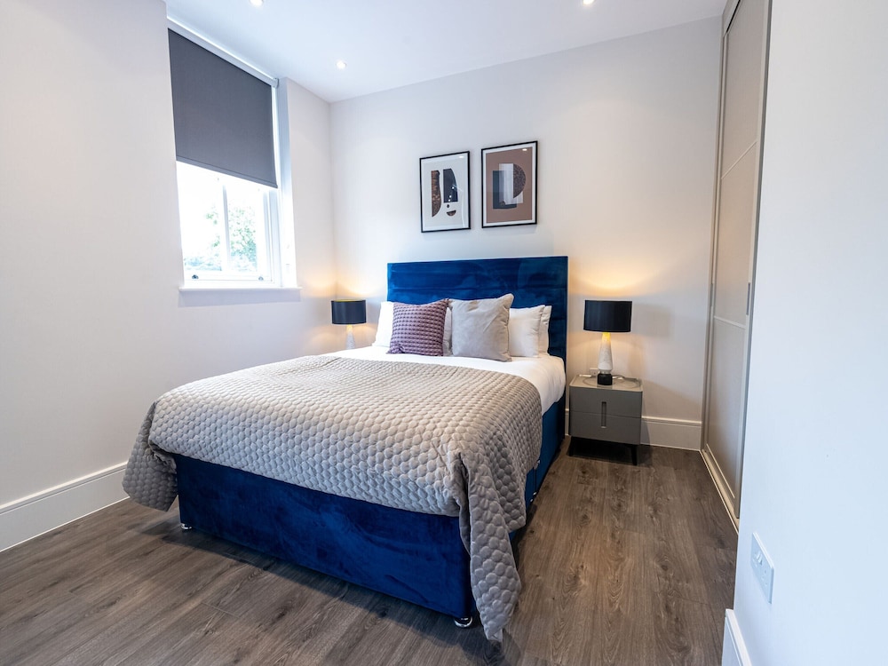 Modern Two-bedroom Near London Zoo by Sojo Stay