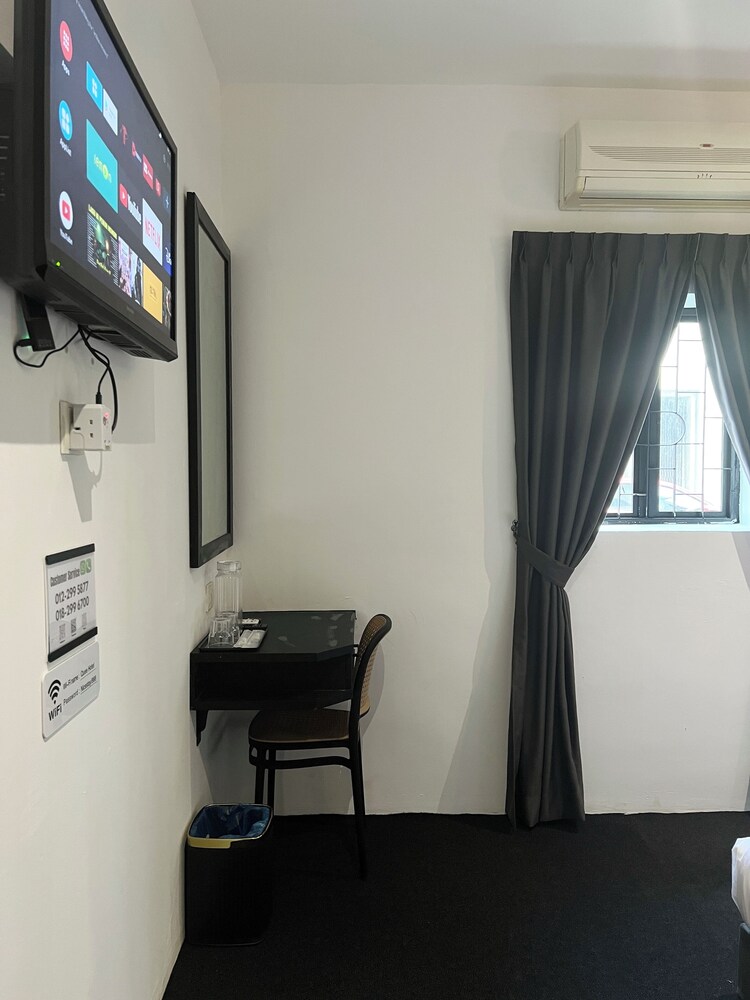 Quee Hotel