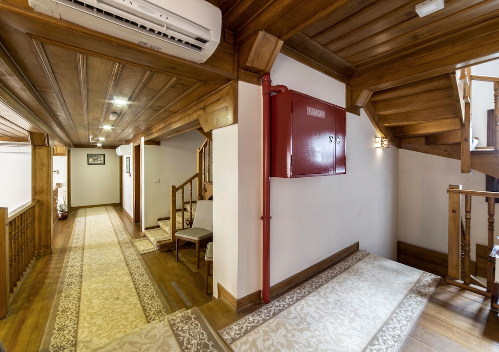 Armistis Hotel