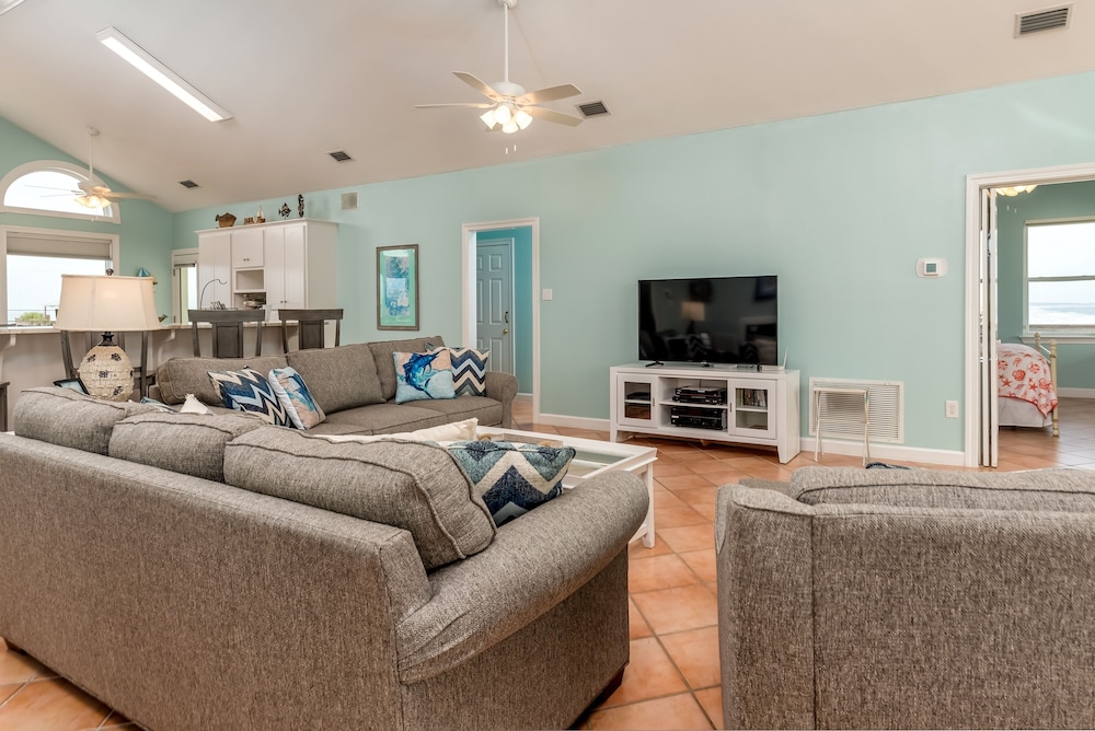 Surfside - 2431 Bienville 4 Bedroom Home by RedAwning