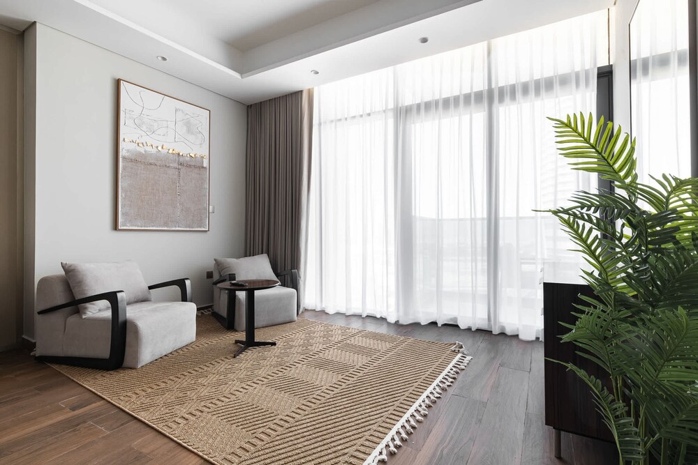 Luxurious 3Br Apt in Nobles Tower Full Burj View