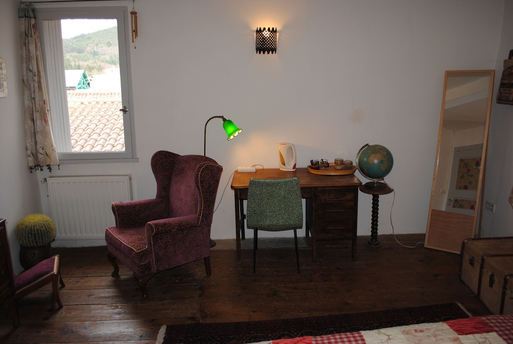 Photo 11